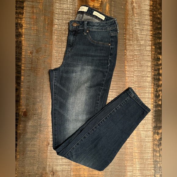🎀 Jessica Simpson Kiss Me Super Skinny blue jeans size 29 - Picture 2 of 7